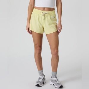 Vuori Clementine 4” Short 2.0 / XS